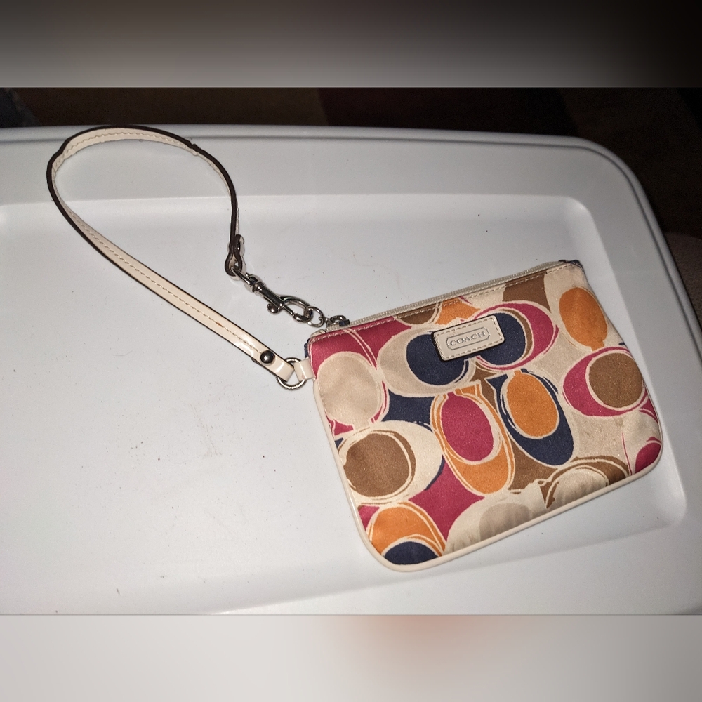 Coach Wristlet Multicolor Clutch Wallet Credit Cards Case
